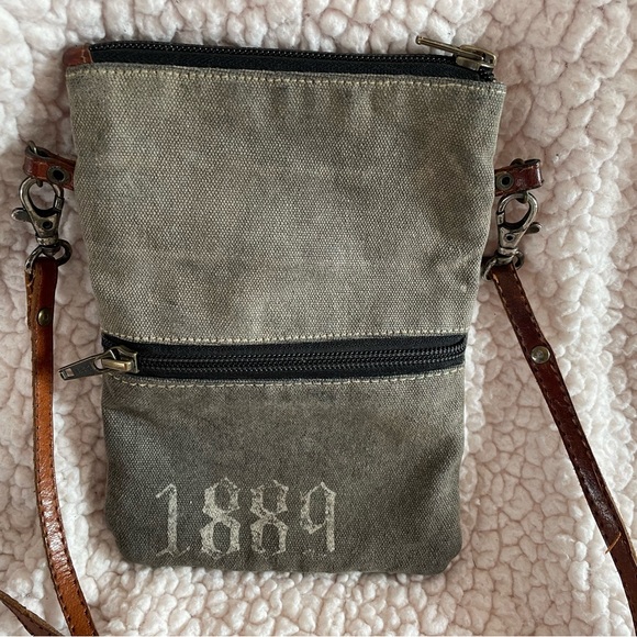 Mona B crossbody bag - Picture 2 of 5